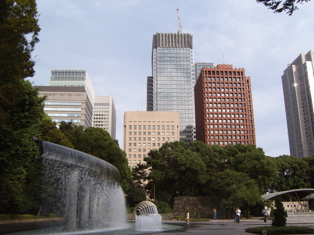 Day #2: Fountain park next to Tokyo Imperial Palace