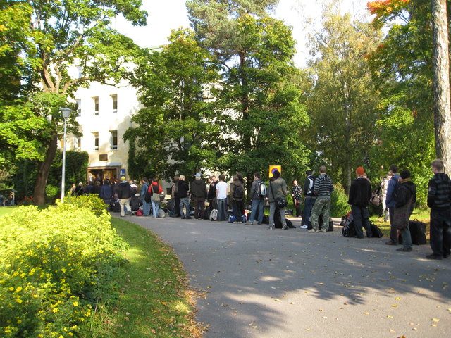 More people signing in