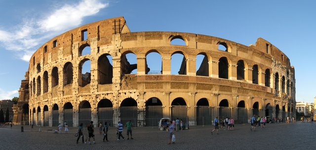 Day #2: Colosseum a few moments before sunset